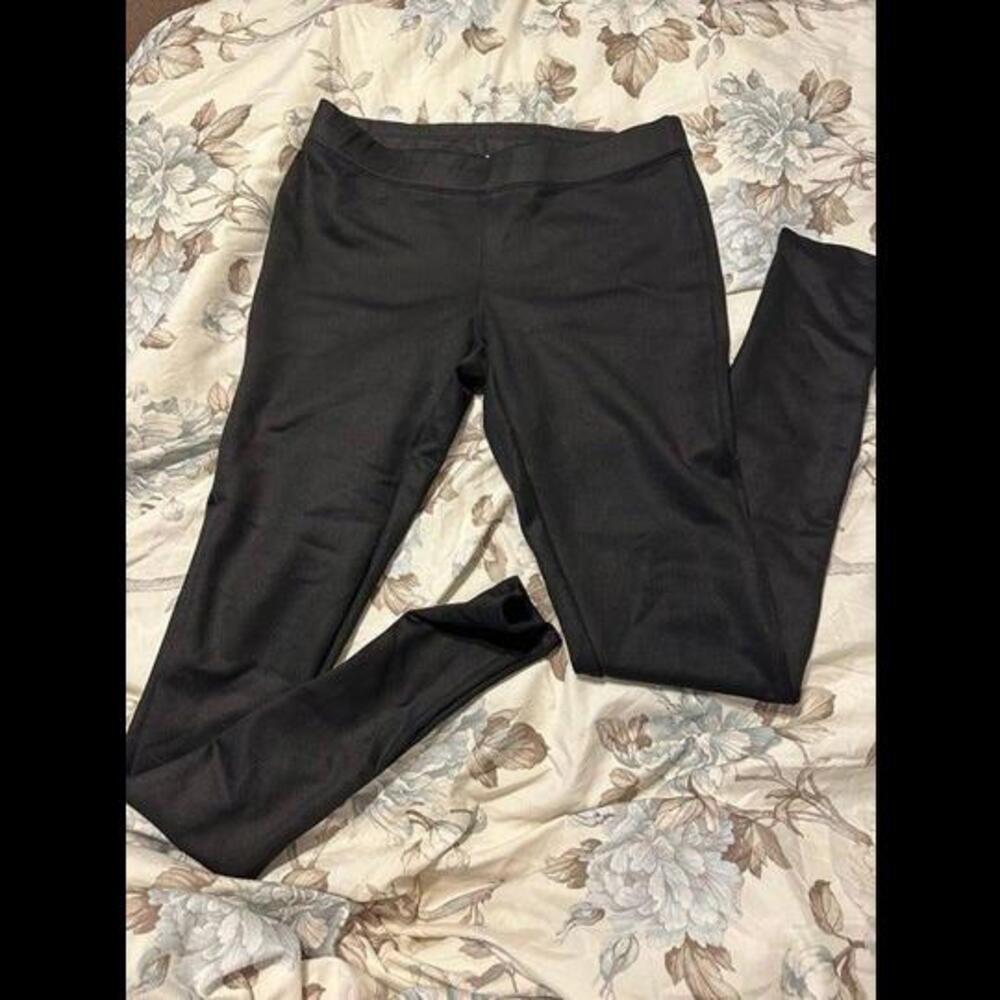 Unleash Your Style w/ Unique and Trendy Shiny Black, Express leggings